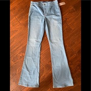 NYD jeans NWT! Flare light denim jeans